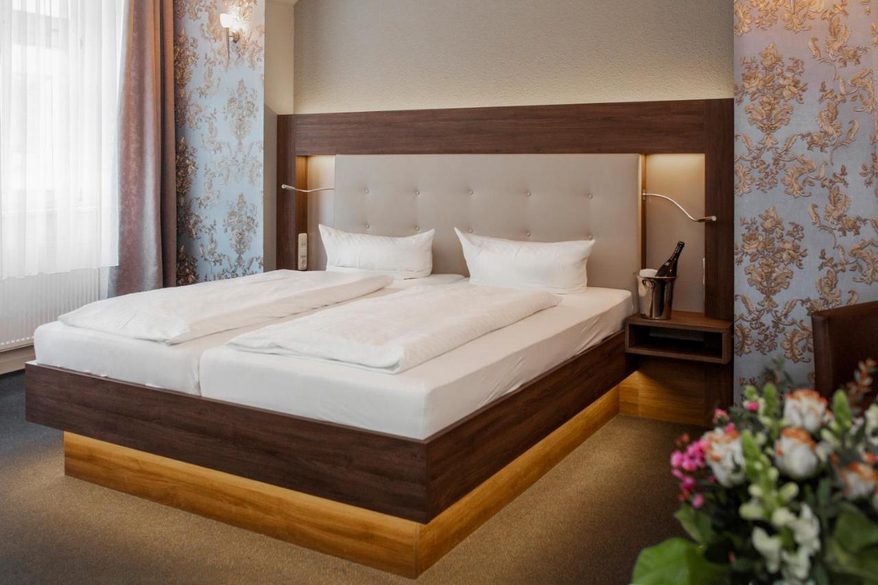 Hotel Schwarzer Adler Stendal Zewnętrze zdjęcie